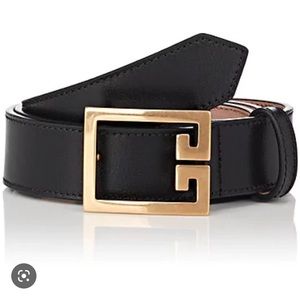 Beautiful Givenchy black leather belt